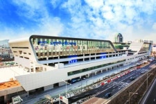 노량진 현대화시장 ‘강 對 강’ 대치… 수협 “16일부터 신축 건물서 경매 진행”