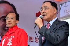 [포착]점잖은 분도 출동…정홍원, 추경호 지원유세