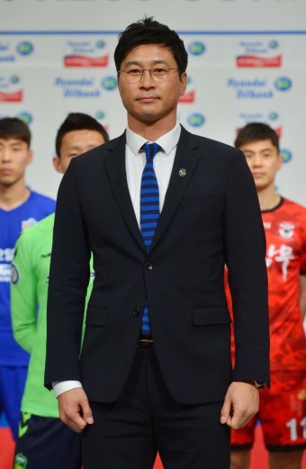 “이겼다” 인천 뒤늦은 1승… 모처럼 웃은 김도훈 감독