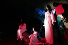 무더위는 화암동굴 야간공포체험로 해소하세요