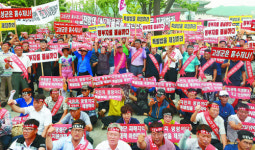 “더 이상 못 참는다” 高聲 지른 고성 주민들