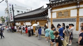 중복날 줄서는 삼계탕집