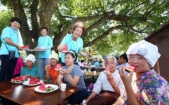 남대문교회, ‘산골마을 어르신과 함께한 소박한 말복잔치’