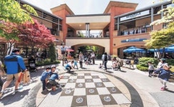 [르포-파주 프리미엄 아울렛의 주말]  유쾌한 할인… 넉넉한 매장 ‘몰캉스 1번지’