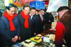 세월호 슬픔 잠긴 안산, 교회가 눈물 닦아줍니다