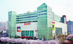 [기업, 다시 뛴다-홈플러스] ‘생일’까지 바꾸며 전사적 체질 개선 노력