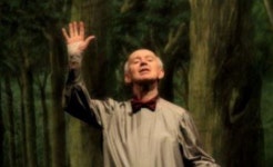 1장도 안팔린 표, 텅 빈 객석… 배우는 공연을 시작했다