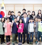 “우리 딸도 시장님 만나게 하고 싶어요”…SNS 댓글에 약속지킨 정찬민 시장