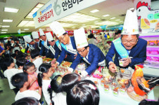 닭스푸드&희수축산 | [포토] 국산 닭고기 맛있지?