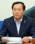 발언하는 이형석 최고위원