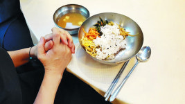 섬김·나눔의 식탁 영성을 살찌우다