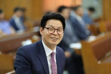 광주 빛과사랑교회, 4전 5기 권투 신화 홍수환 장로 초청 간증 집회 