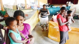 입양시장 아기 수천명 팔려… 일부는 아기농장서 출생