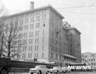 조선호텔· 관광뻐스… 기록으로 보는 1950~90년대 풍경