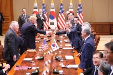 여기를 봐주세요!