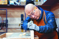 [And 라이프] ‘4일은 의사, 3일은 목수’ 강남 의사의 목공예 스토리