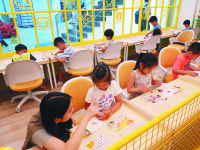 이마트, 아동·청소년 교통안전장치 설치… 희망놀이터도