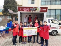 세계사진관 구재규 대표 등 봉사자 20명 신명보육원 나눔의 짜장차 봉사구슬땀