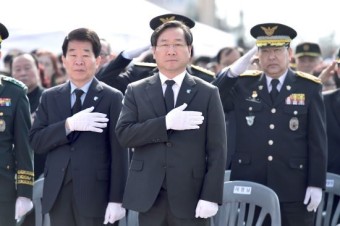 ‘서해수호의 날’ 유정복 인천시장 55명의 호국영웅 일일이 호명