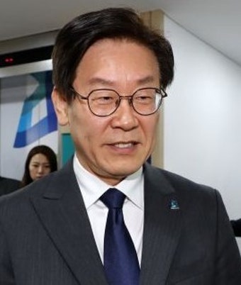 이재명, 김성태 자유한국당 원내대표 고발…허위 사실 유포 혐의