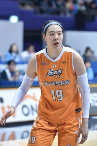 여자 농구 국보급 센터 박지수, WNBA 진출 도전