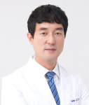 걷기 힘든 척추관협착증 비수술치료만 해도 효과 좋아