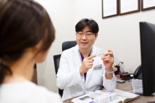 서울휴병원 이영균병원장, 전공의와 개원의를 위한 연수강좌에 지도교수로 초청강연