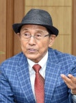‘55년 전’ 장학금 혜택 받은 노신사, 모교에 2000만원 기부