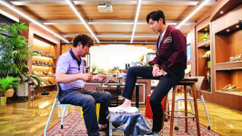 유노윤호, ‘성수동 수제화 신기 캠페인’ 1호 스타 참여