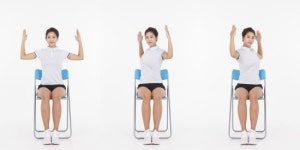 “수능, 앞으로 한 달… 관건은 컨디션 조절” 수험생 스트레칭 셋