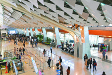 김포공항, 10년간 리모델링 끝내고 새롭게 개장… 대합실 늘리고 수화물 처리시간 단축