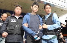 한 손에 의료기구 낀 김성수… 평범한 인상, 강서구 PC방 살인 피의자(영상)