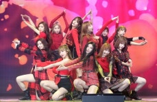 데뷔곡 라비앙로즈, 처음 듣는 순간 좋았다 아이즈원, 데뷔앨범 발매