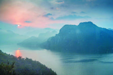 선녀의 옷자락인가… 비단결 같은 용담폭포 ‘장관’