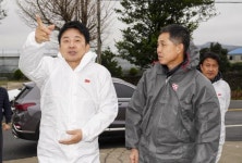 원희룡 제주 지사 “가축 분뇨 ‘불법’ 배출 막겠다”  