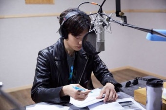 류준열, 그린피스 플라스틱 줄이기 캠페인에 1000만원 후원