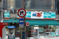 해약수수료 없는 ‘희망 폐업’ 첫 허용, 가맹점 이익배분율도 평균 8%p 높여