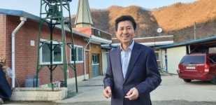 직업과 소명 사이, 농촌교회 지키는 김용호 목사 이야기