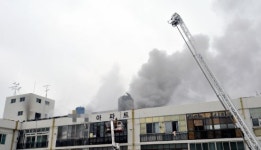 검은 연기 콸콸… 대구 사우나 화재