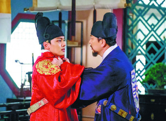 이 배우가 또… 이 배역에 또… 1인 2역, 2인 1역 드라마 잇따라
