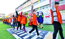 [포토] ‘횡단보도 안전하게 건너요’