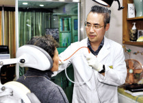 가정폭력·가난·사업 실패 이겨낸 오뚝이… “내게 고난은 유익이었다”