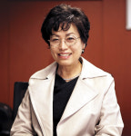 “성도들 화려함보다 감성 중시, 소박하고 기능적인 교회 원해”