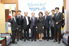 부산가구공업협동조합, 박인영 부산시의회 의장 정책간담회 개최