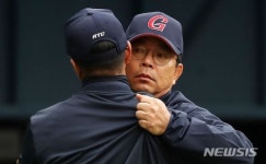 ‘롯데, 꼴찌 KT전마저 부진하면…’ 특단의 대책 요구 목소리 커진다