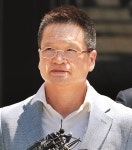 윤중천 사건 연루 ‘제2·제3의 김학의’ 수사 필요하다