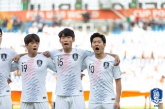 마라도나-메시에 이어··· 이강인 ‘골든볼’ 수상
