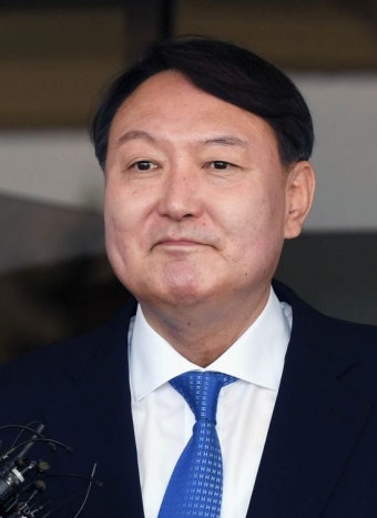 검찰총장 후보 지명 윤석열 중앙지검장