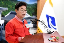 이철우 경북지사, 1년 동안 운동화 신고 18만㎞ 달렸다