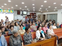 [포토]“하나님 은혜로 병고침 받았어요”